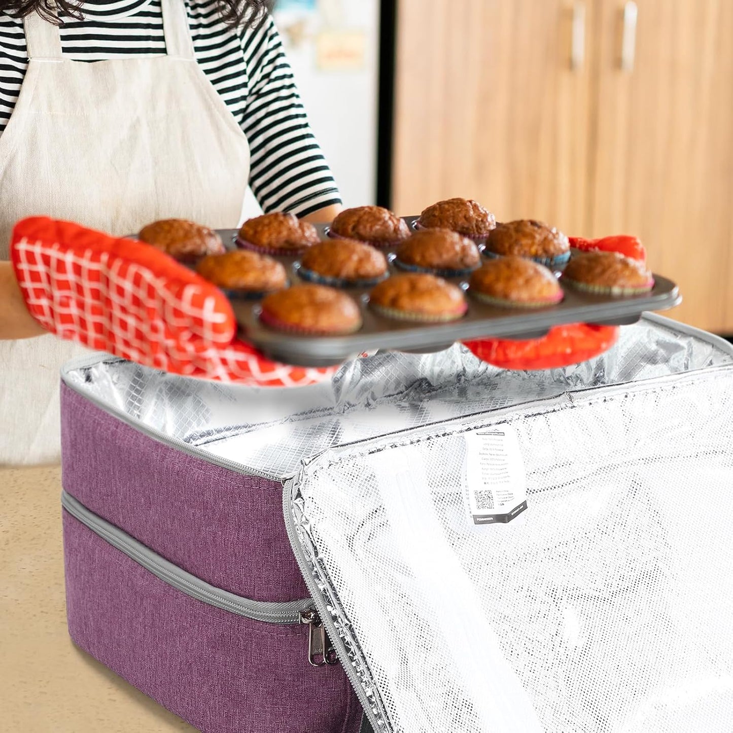 MIER Insulated Casserole Carrier for Hot or Cold Food Thermal Food Carrier Bag for Lasagna Potluck Parties Picnic Cookouts, Fits 9"x13" Baking Dish/Foil Pan, Red