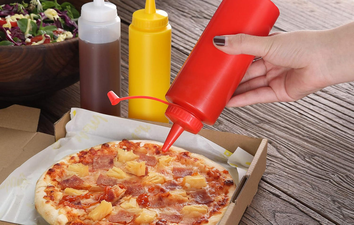 New Star Foodservice Squeeze Bottle, 12 oz, Red