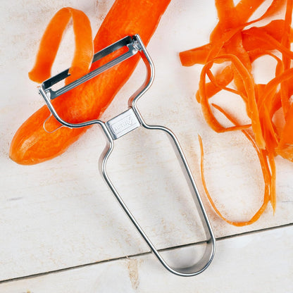 Lurch Germany Julienne Vegetable Y Peeler 5.1 x 2.3 Inches / 13 cm x 6 cm | Stainless Steel Cutter & Slicer for Carrot, Potato & Apple | Veggie Zoodles Maker | Non-slip Comfortable Handle - Black