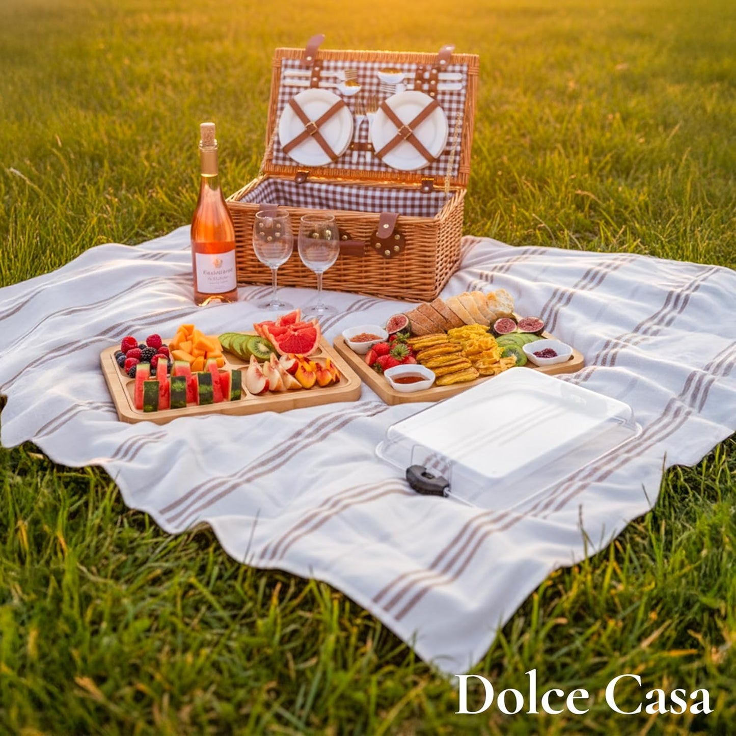 Charcuterie Board with Lid 3-in-1, Portable Bamboo Serving Tray with Lid & Removable Snack Tray for Cheese, Fruit, Food - Covered Cheese Platter for Picnic, Travel, Ready-to-Gift