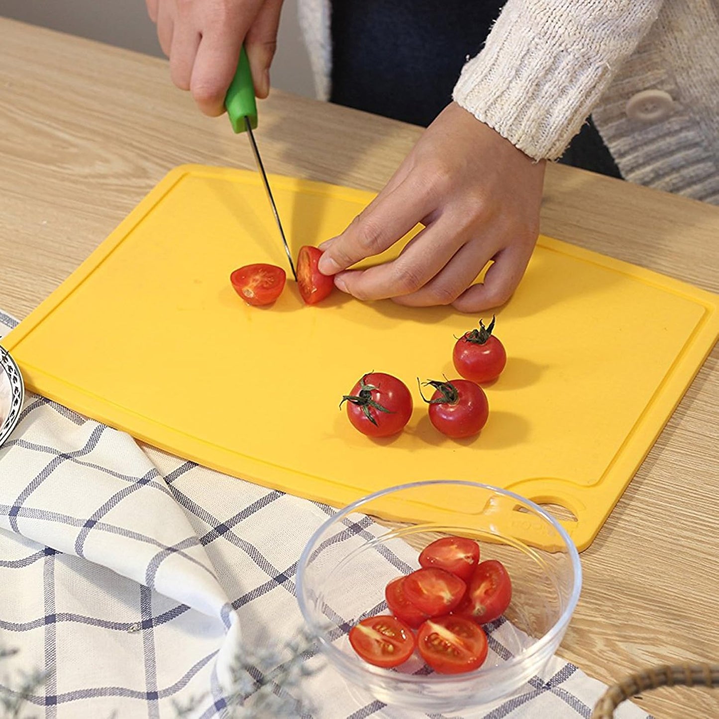 Liflicon Thick Cutting Boards for Kitchen Silicone Chopping Board Set of 2 Mid 12.6'' x 9.1”,Mini 9.1”x7.1” Non-slip Deep Drip Juice Groove Easy Grip Handle,Dishwasher Safe-Red
