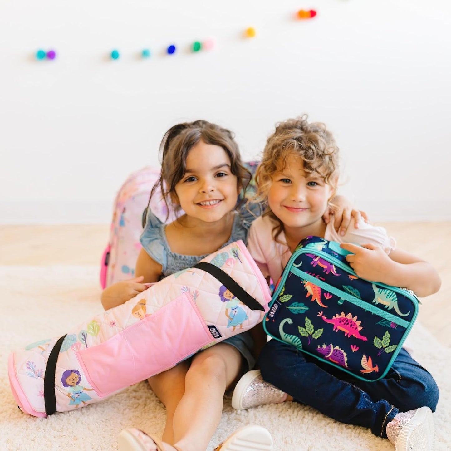 Wildkin Kids Insulated Lunch Box, Keeps Food Hot or Cold, BPA-Free with Mesh Pockets & Easy-Clean Lining – Ideal for School, Travel & Daycare – Holographic