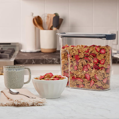 Rubbermaid Brilliance Pantry Airtight Food Storage Container, BPA-Free 7.8 Cup, Ideal for Brown Sugar - Efficient, Leak-Proof and Dishwasher-safe
