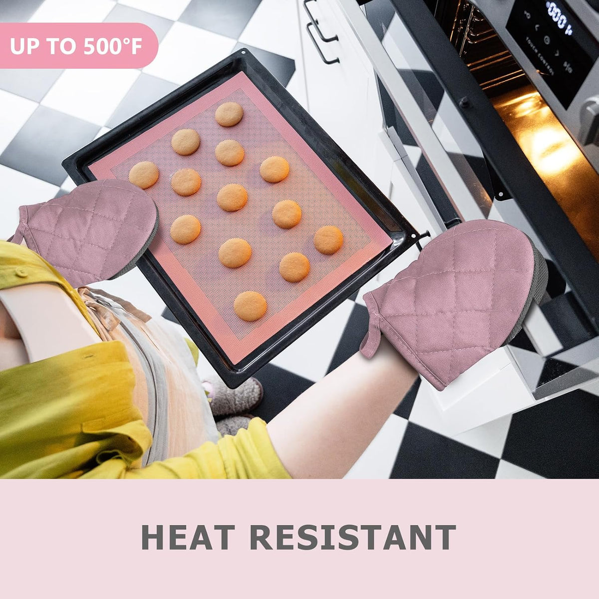 1 Pair Short Oven Mitts - Silicone Kitchen Oven Gloves High Heat Resistant 500℉, Mini Oven Mits with Non-Slip Grip Surfaces and Hanging Loop for BBQ, Baking, Cooking and Grilling (Black)