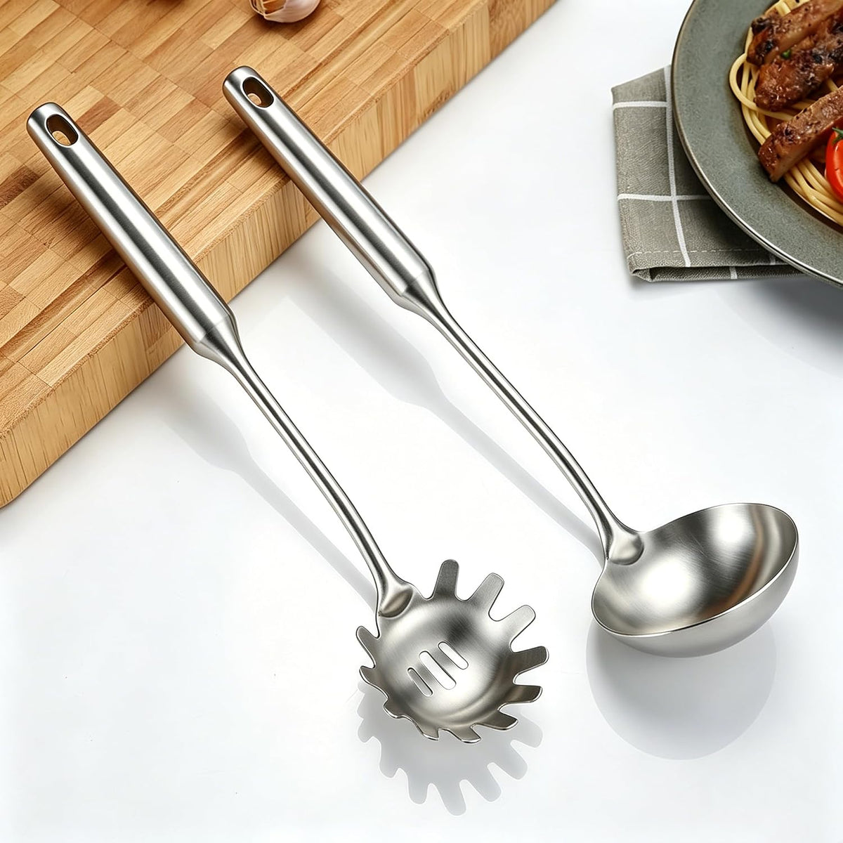 304 Stainless Steel Soup Ladle, Large Ladle with Long Hollow Handle, for Cooking, Stirring, Soup, Sauce, Dishwasher Safe (1, Soup Ladle)