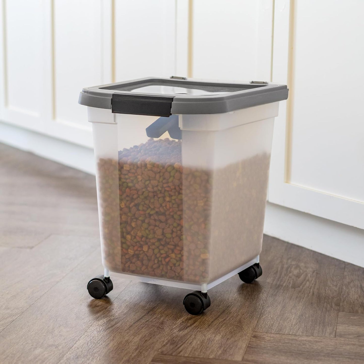 IRIS USA Airtight Dog Food Storage Container, WeatherPro, Up to 25 lbs, Removable Wheels, for Dog Cat Bird and Other Pet Food Storage Bin, Keep Fresh, Translucent Body, Made in USA, Clear/Black