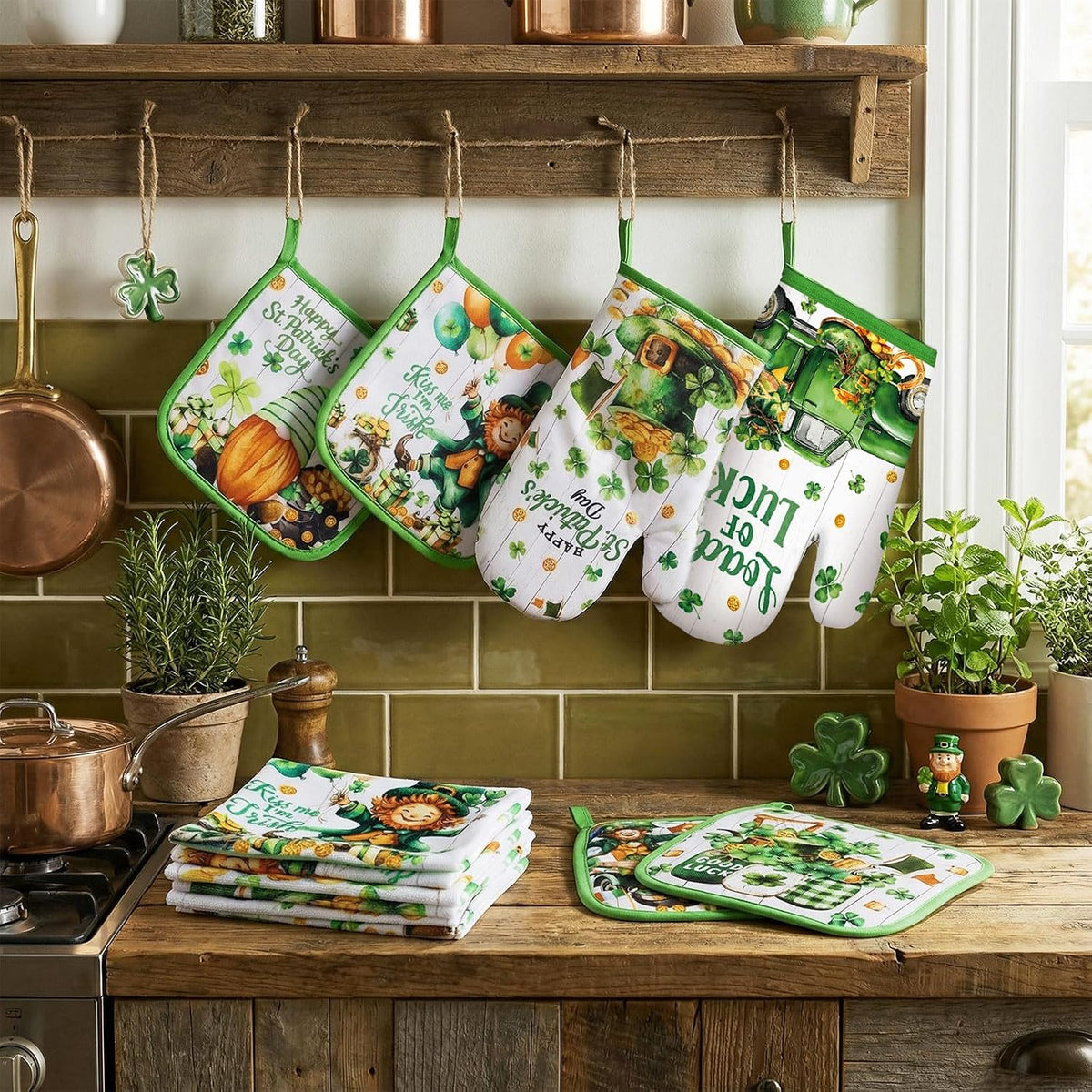 SiliFine 12 Pcs Fall Pumpkin Kitchen Towels Oven Mitts Pot Holders Set