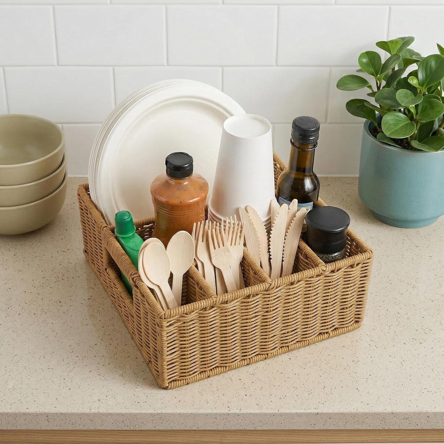 Wicker Utensil Caddy Basket with 6 Compartment, Hand-Woven | Cutlery Silverware Holder with Handle, Picnic Basket, Paper Plate Organizer for Party Camping Buffet