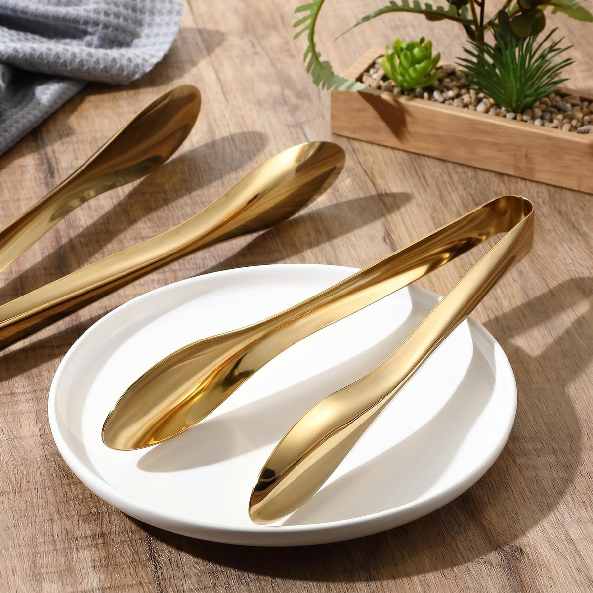 Silver Polished Serving Tongs 9 Inch