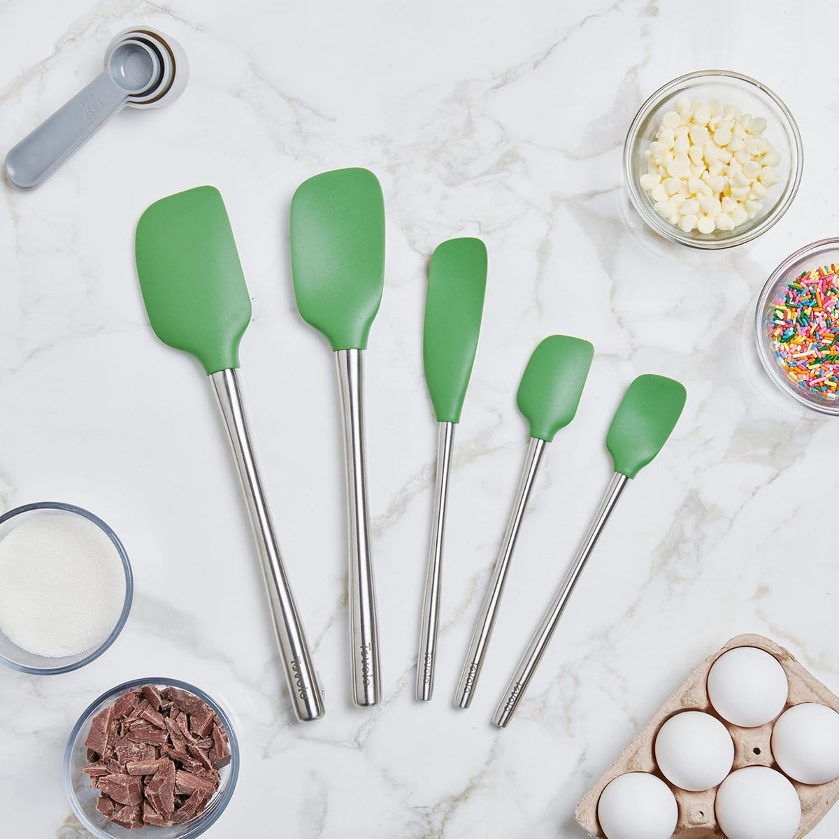 Tovolo Flex Core 5 Piece Silicone Spatula Set Heat Resistant All Silicone Utensils Include Non Stick Spatula Spoonula Jar Scraper, Dishwasher Safe BPA Free Spatulas for Baking Mixing, White