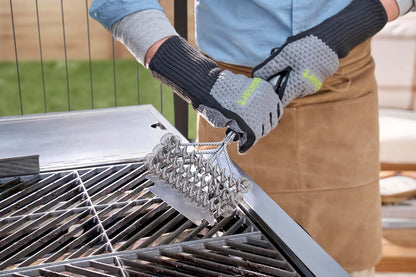 Cuisinart Stainless Steel 16.5" Long Handle Grill Cleaner Brush and Scraper for BBQ, Griddle, Grills, Cookout Tool, Grill Brush for Outdoor Grills BBQ Accessories