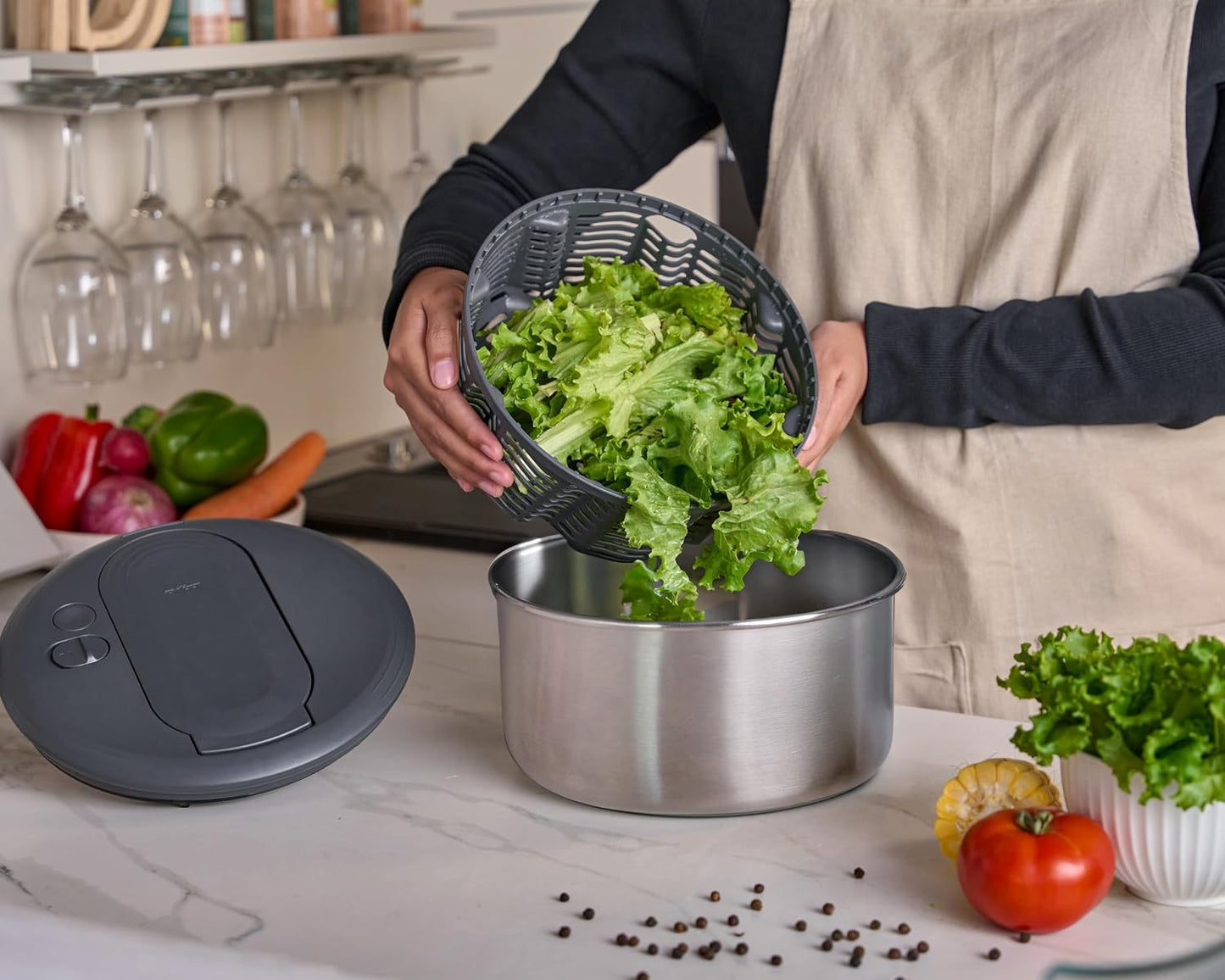 Zyliss Swift Dry Salad Spinner - Fruit Cleaner & Lettuce Spinner with Push Pump - Non-Slip Bowl - Dishwasher Safe - Large