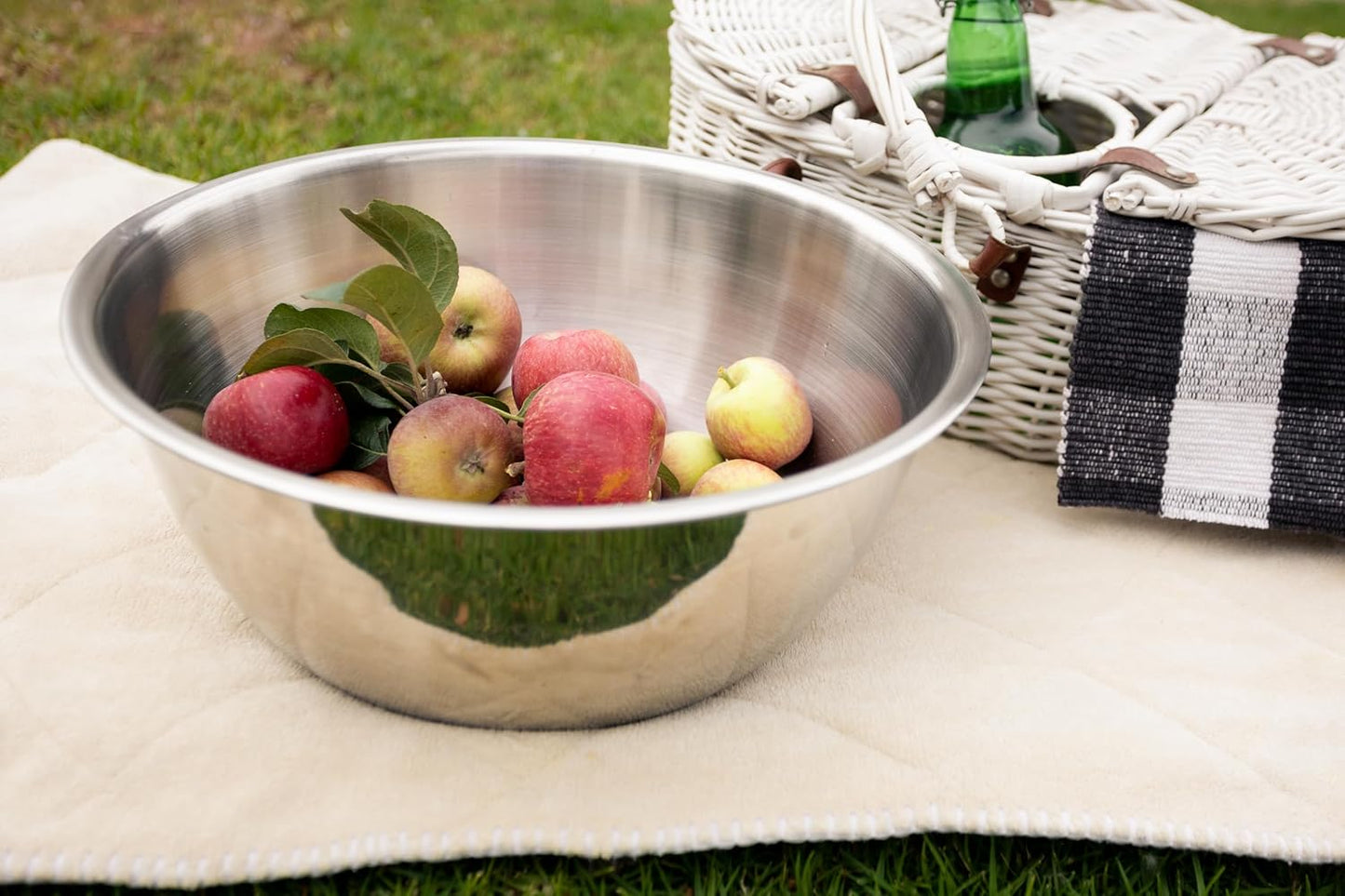 Fox Run Stainless Steel Small Mixing Bowl, 7.25 x 7.25 x 3.75 inches, Metallic
