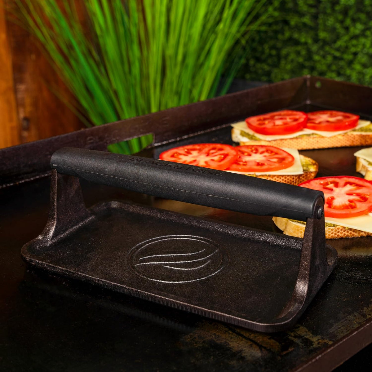 Blackstone® Pre-Seasoned Cast Iron Griddle Press, 10" x 5.5", Black
