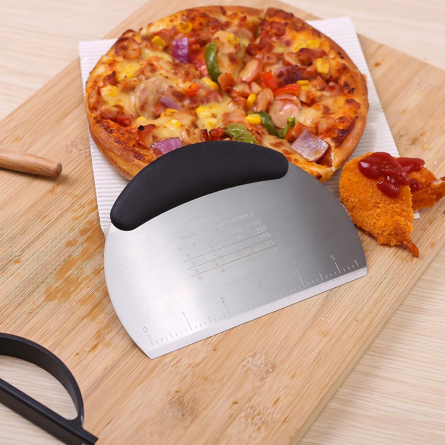 1 pcs Dough Pastry Scraper Chopper/Stainless Steel Dough Scraper Cutter with Ergonomic Rubber Non-Slip Grip/Dough Scraper Cutter/Pro Pastry Pizza Cutter Chopper (Pink)