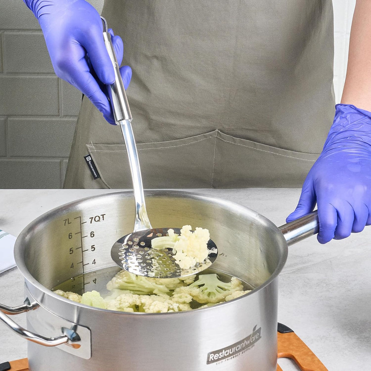 Restaurantware Stainless Steel Spider Skimmer - German Standard Wire Skimmer with Ergonomic Handle, Dishwasher Safe - Wire Strainer Pasta Spoon for Cooking & Frying
