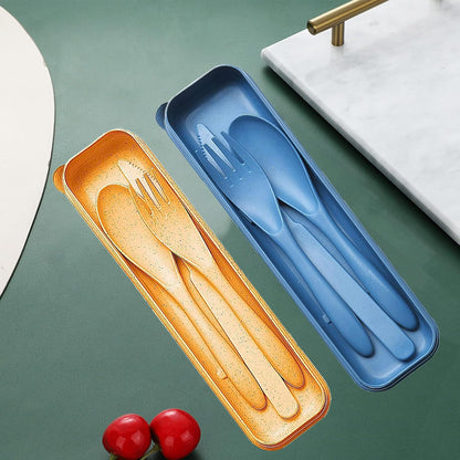 Reusable Travel Utensils Set with Case, 2 Sets Wheat Straw Portable Plastic Fork Spoons Knife Cutlery, Camping Eco-Friendly BPA Free Tableware for Kids Adults Work Picnic or Daily Use (Pink)