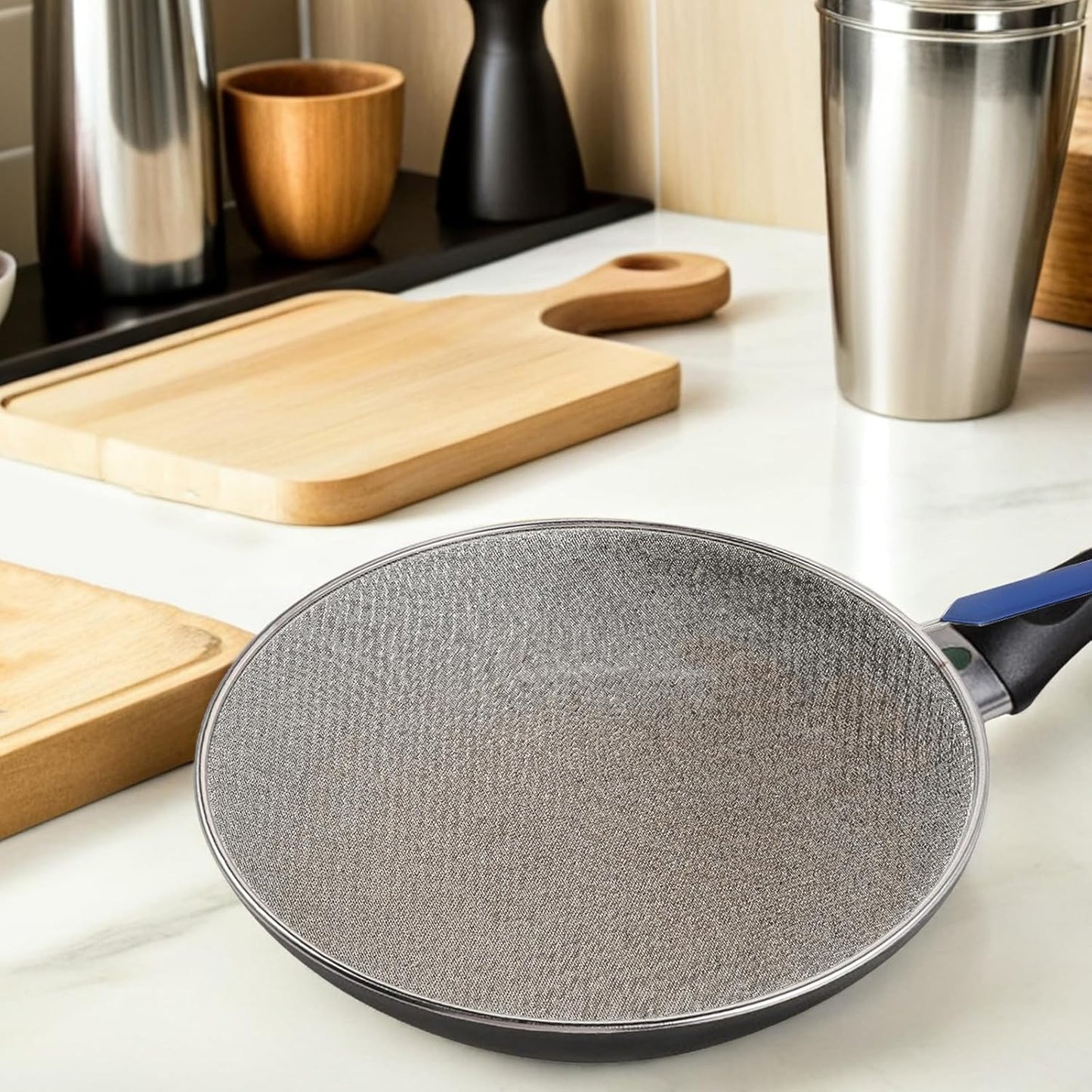 Splatter Screen for Frying Pan - 18.5" Stainless Steel Grease Splatter Guard with Fine Mesh & Heat-Resistant Handle - Oil Splash Shield for Bacon Frying and Cooking