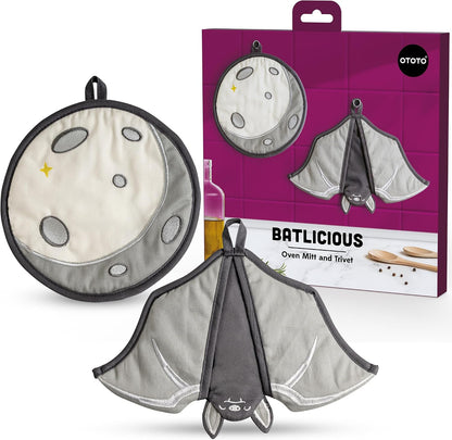 New - OTOTO Batlicious Oven Mitts and Pot Holders Sets - Heat Resistant Trivets for Hot Dishes, Cooking Goth Kitchen Decor, Cute Accessories, Pot Holders, Spooky Halloween Bat Moon Witchy Gifts