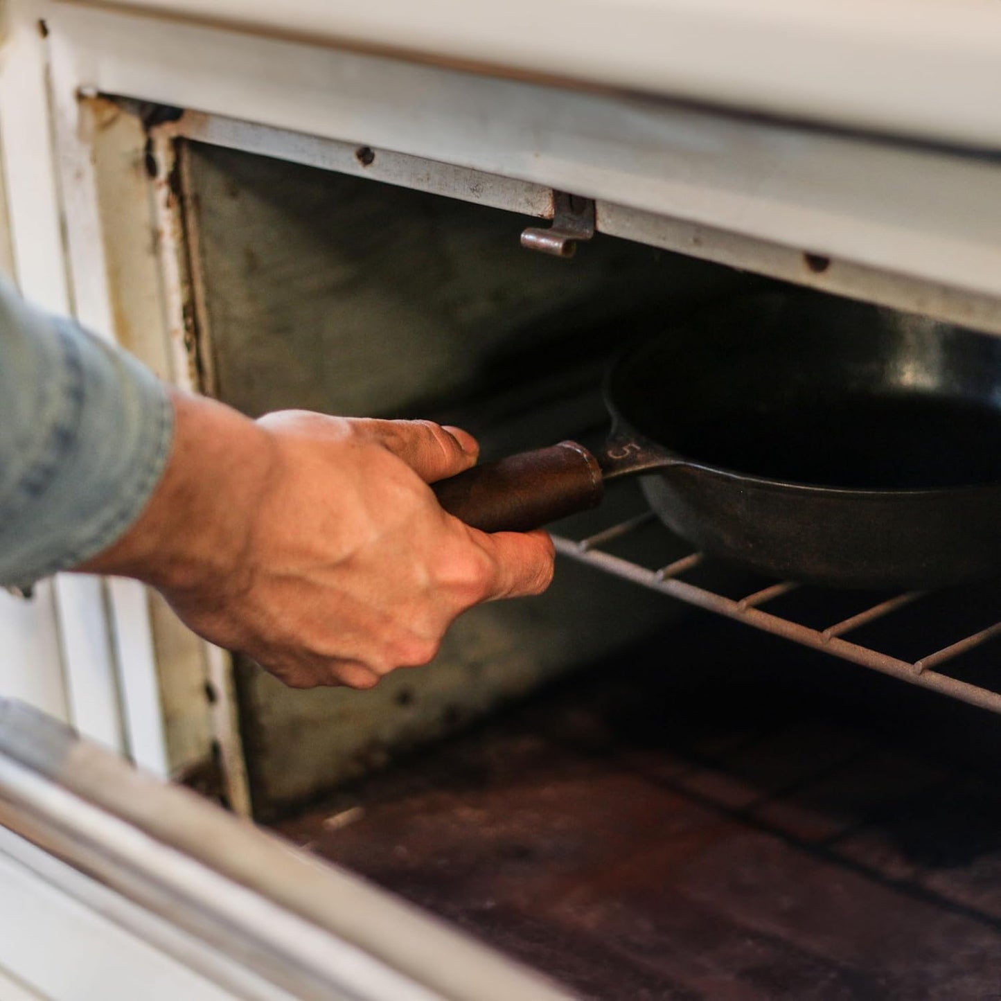 Leather Cast Iron Pan Handle Cover (Standard 4.5")