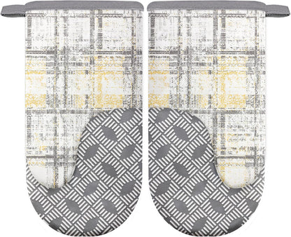 Mini Silicone Oven Mitts, Heat Resistant Kitchen Mittens 2-Pack Set