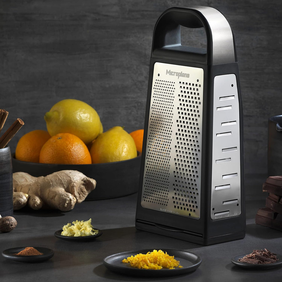 Microplane Elite Multi-Sided Grater with 5 Blade Styles: Fine, Coarse Grain, Ultra Coarse Grain, Double Edge and Wide Cut - Kitchen Grater with Stainless Steel Blades