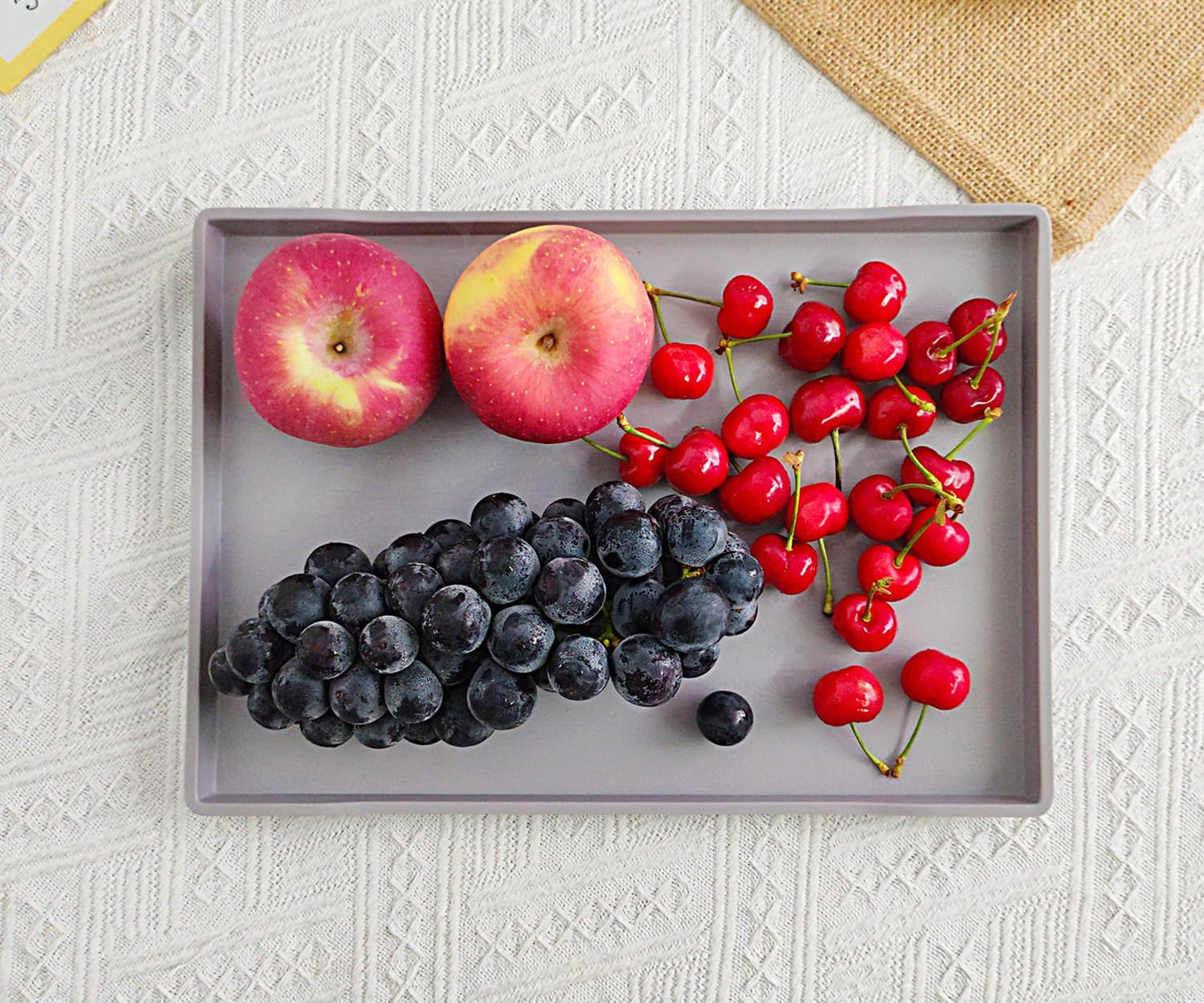 White Serving Tray (13.5 x 9.6 inch) for Serving Accessory, Elegant & Stackable Plastic Tray for Spa, Coffee, Drinks, Tea, Bar, Party, Seasoning, Perfume and Display Use.