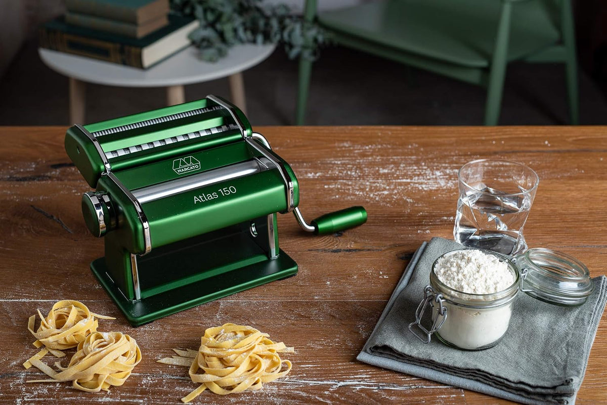 MARCATO Atlas 150 Machine, Made in Italy, Red, Includes Pasta Cutter, Hand Crank, and Instructions