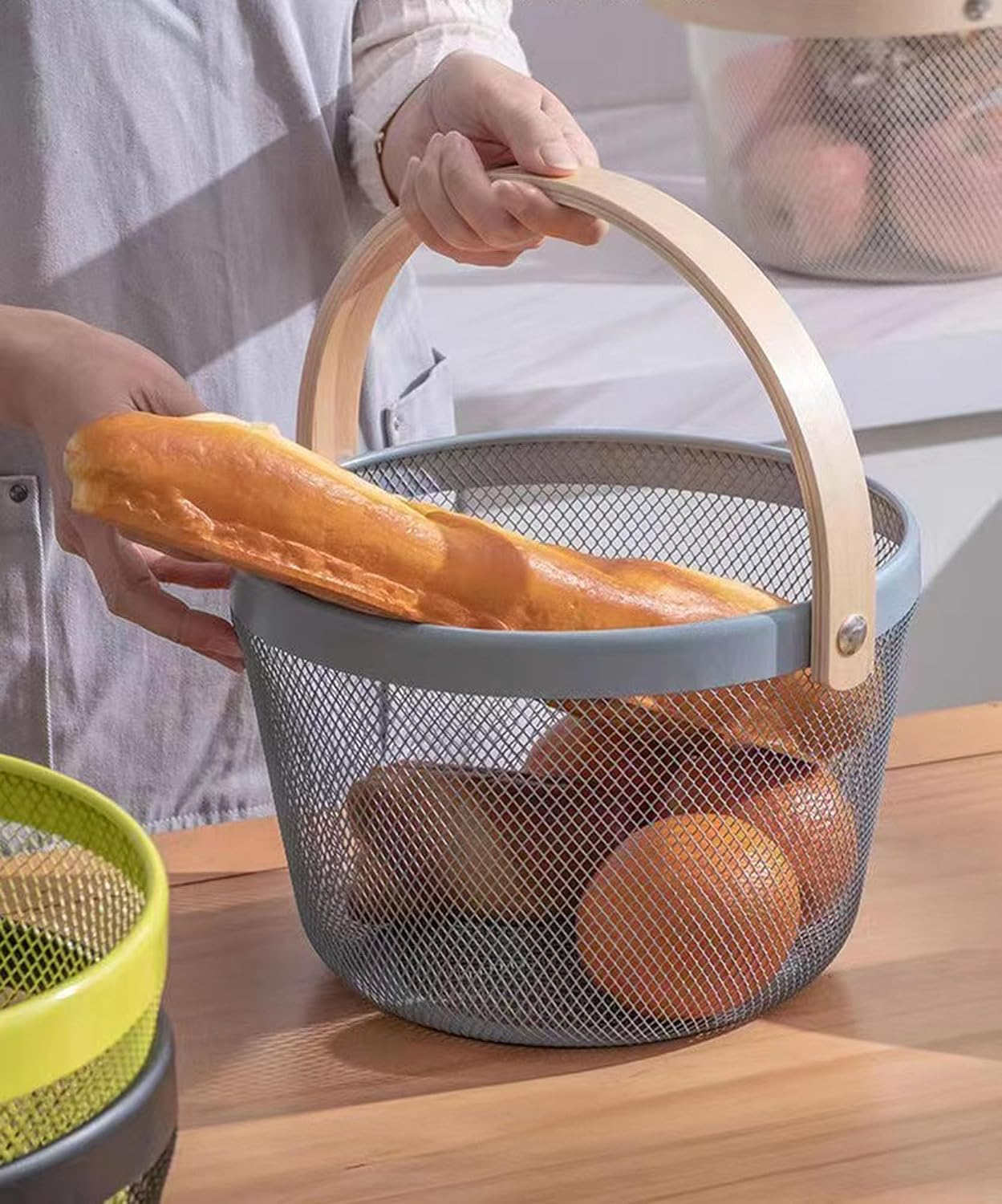 AJIODA Metal Mesh Steel Wire Basket, Round Storage Organizer Basket with Wooden Handle Multi-functional Hanging Kitchen Baskets Fruit Baskets for Kitchen Bathroom Picnic Decor Cabinet Home, White