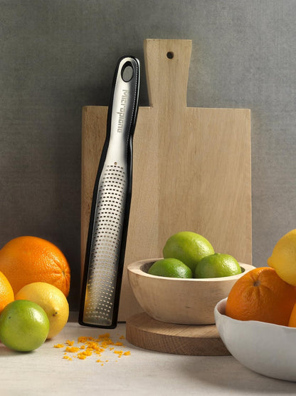 Microplane Elite Series Grater (Ribbon, Red)