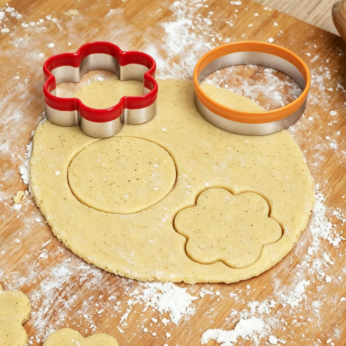 6 Pcs Cookie Cutters Set - Flower and Round Shapes Biscuit Cutter
