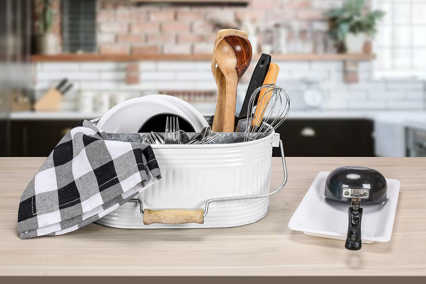 Alpha Living Home Galvanized Metal Utensil Caddy - Rustic Farmhouse Organizer Metal Garden Caddy with 4 Compartments and Wooden Handle for Kitchen, Buffet & Outdoor Events (Silver)