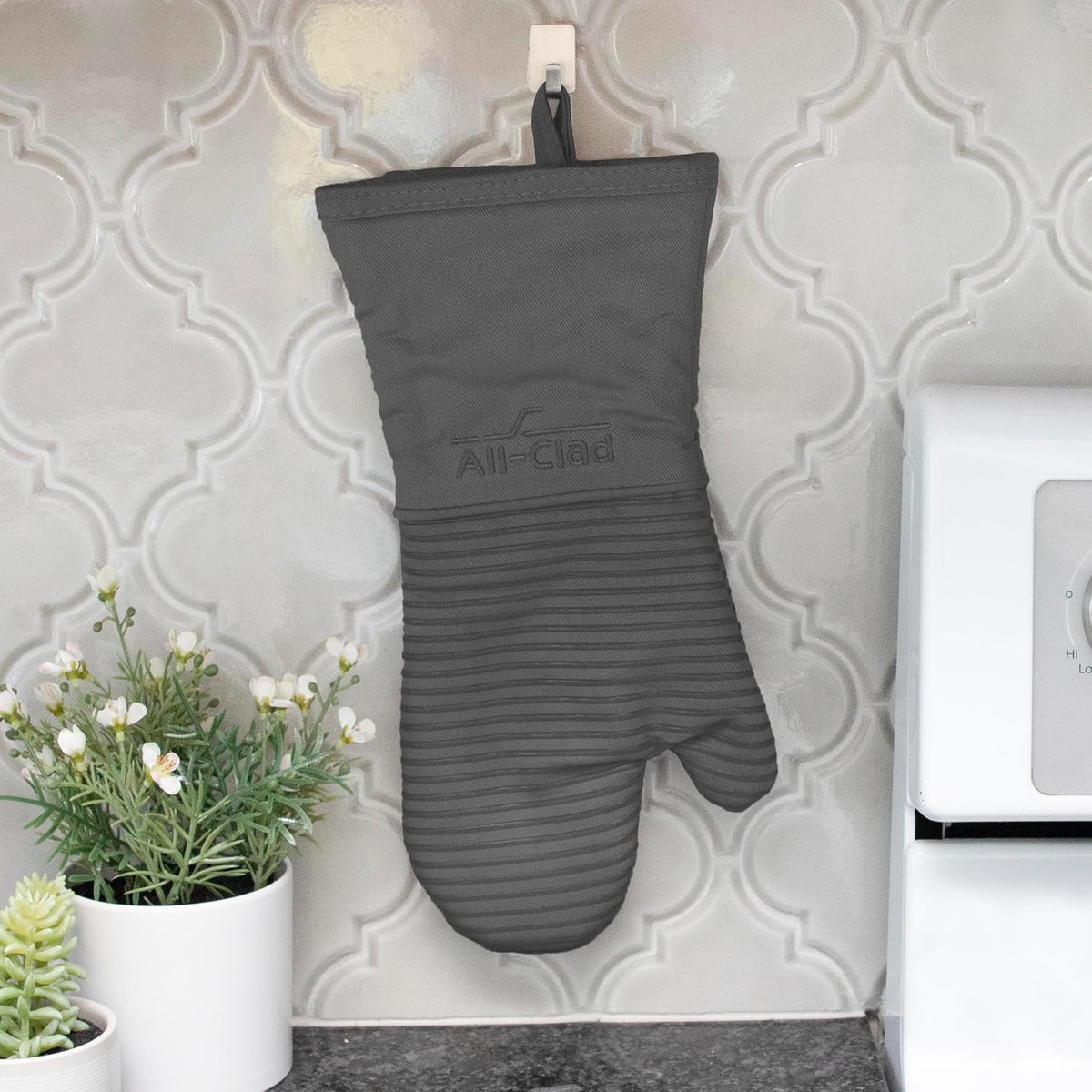 All-Clad Silicone Oven Mitts: Heat Resistant up to 500 Degrees - 100% Cotton & Silicone, 14"x7" Oven Mitt for Kitchen and Barbeque, Pewter