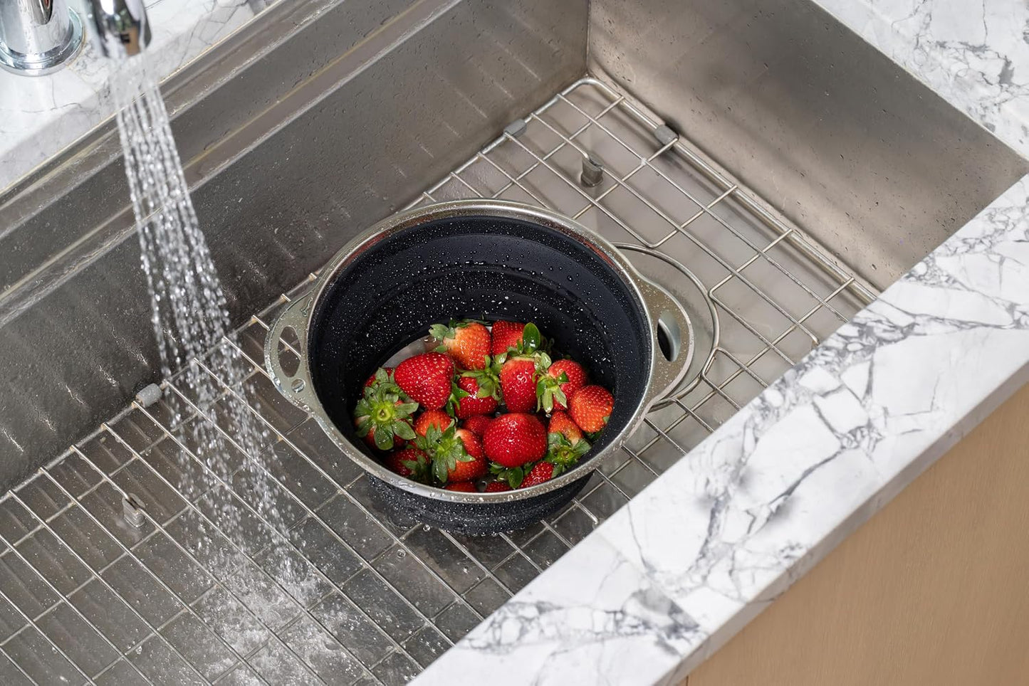 Better Houseware Silicone & Stainless Steel Collapsible Colander – 9.5" Diameter