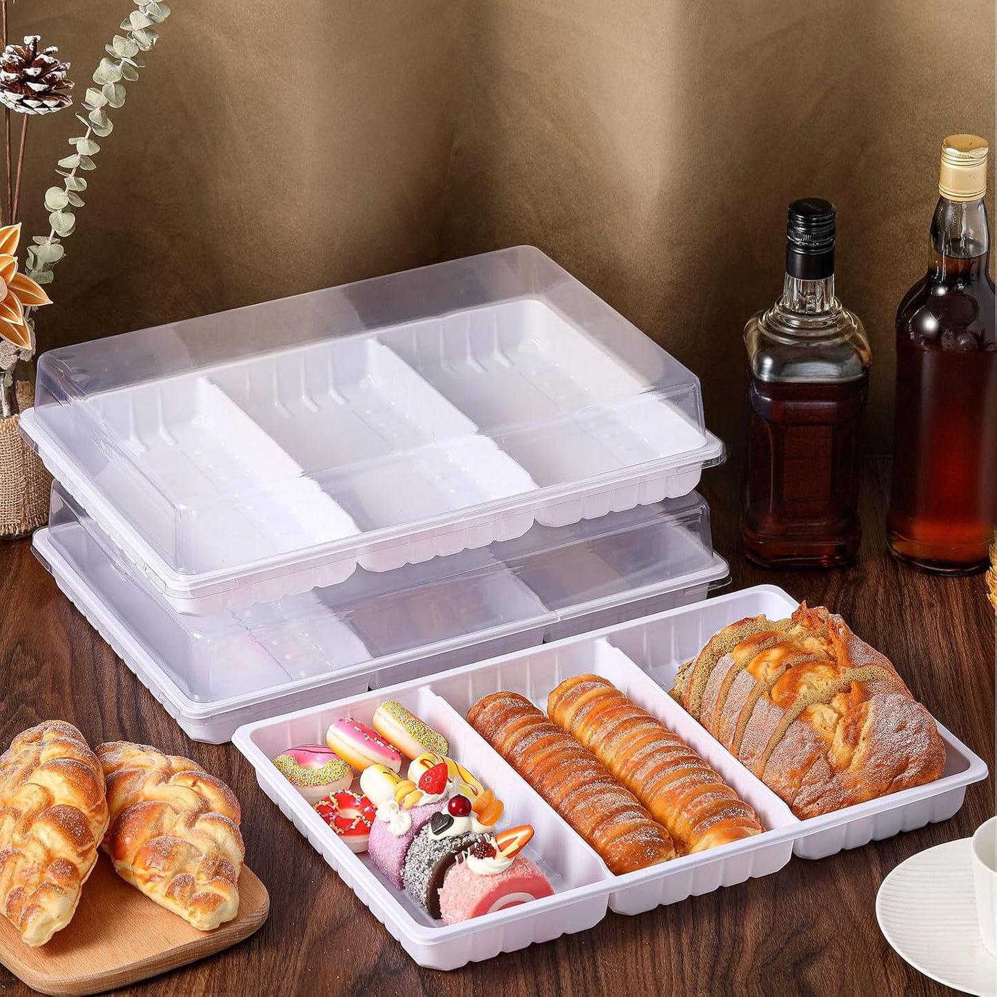 Shellwei 5 Pack Extra Large Charcuterie Board with Lid 15 x 10 Inch 3 Section Divided Catering Trays with Lids Large Disposable Travel Catering Serving Trays Platter (Black)