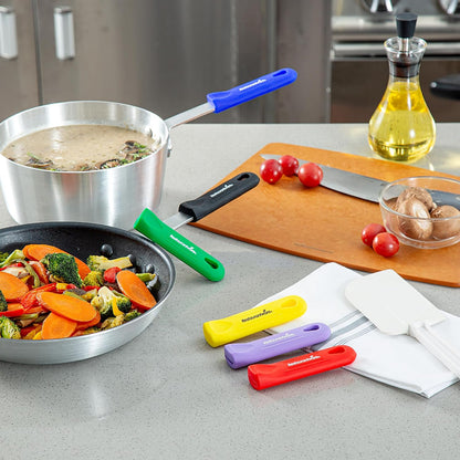 Restaurantware Silicone Pan Handle Cover Set 1-Count Heat-Resistant Removable Pan Handle Grips, Ergonomic Non-Slip Green Handle Protectors for Fry Pans and Sauce Pans