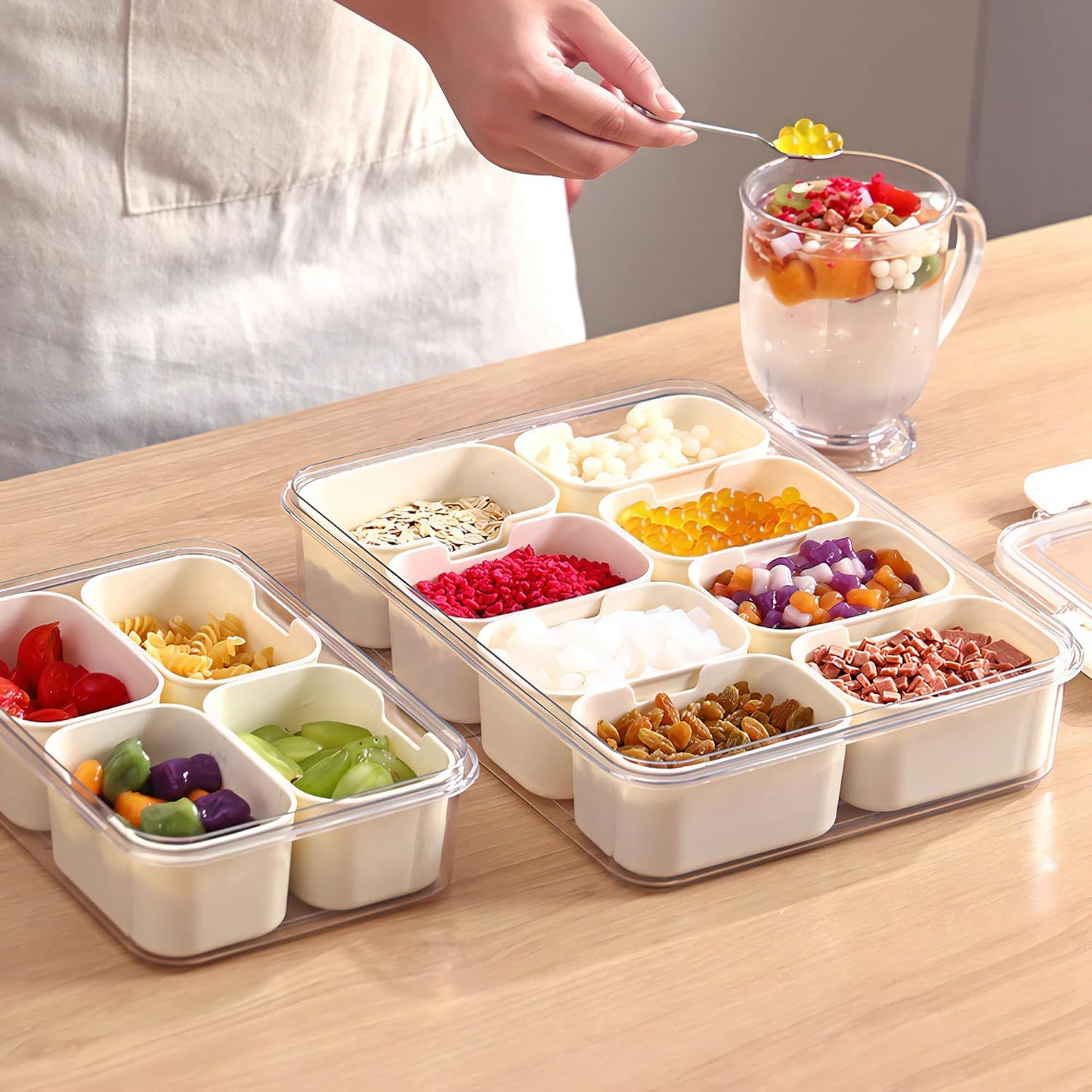 Divided Serving Tray with Lid for Veggie Charcuterie Container Portion Control Salad Keeper with 4 Removable Boxes Stackable Refrigerator Organizer Bins Food Storage Organizer Produce Saver