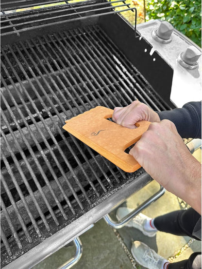 Outset Verde Wooden Grill Scraper, Small Grate Cleaner, No Grooves