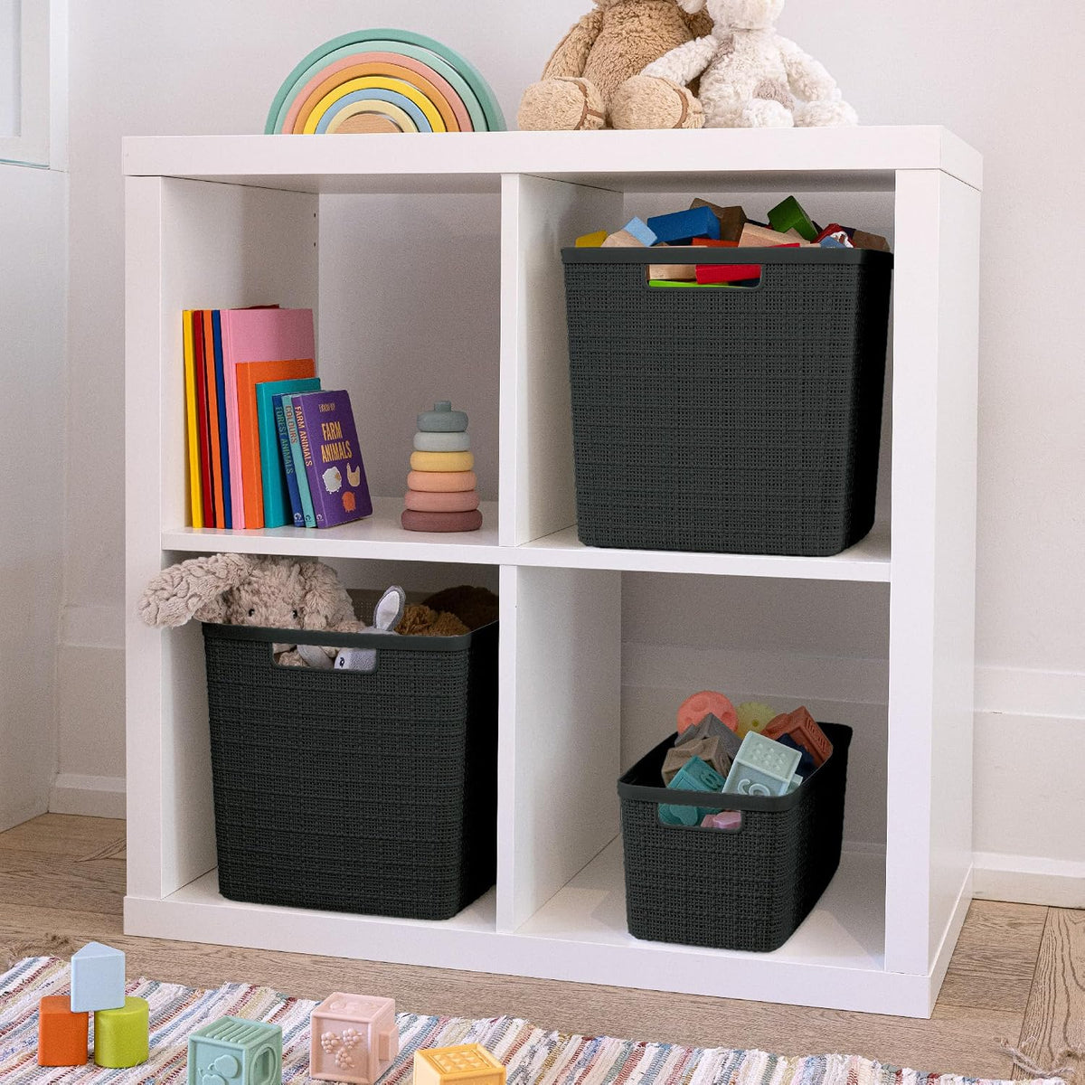 Curver Set of 4 Large 18L Easy Access Jute Decorative Plastic Organization and Storage Baskets - Perfect Bins for Home Office, Closet Shelves, Kitchen Pantry and All Bedroom Essentials, Black
