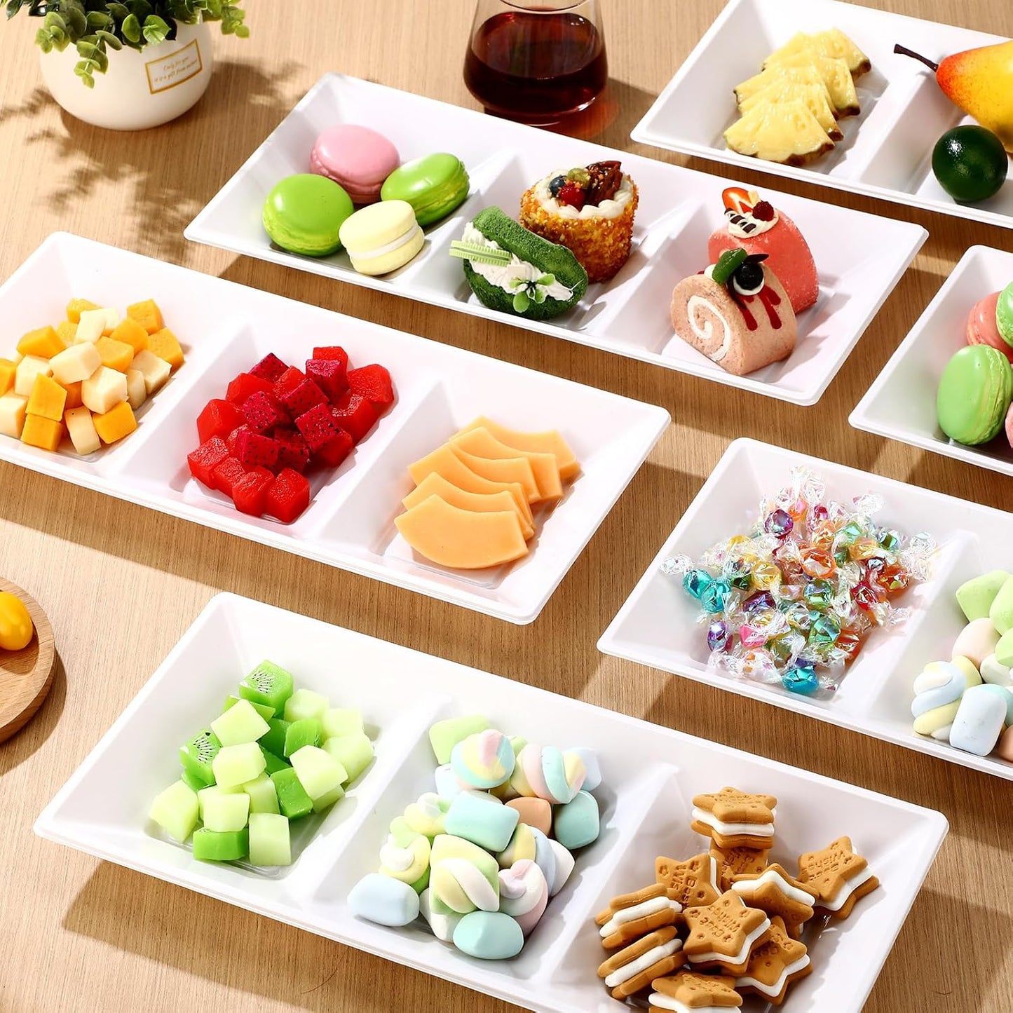 Ziliny 20pcs Black 3 Section Serving Tray Bulk Serving Dish Compartment Appetizer Tray Plastic Dessert Platter Divided Disposable Plate for a Tini Bit Older Party