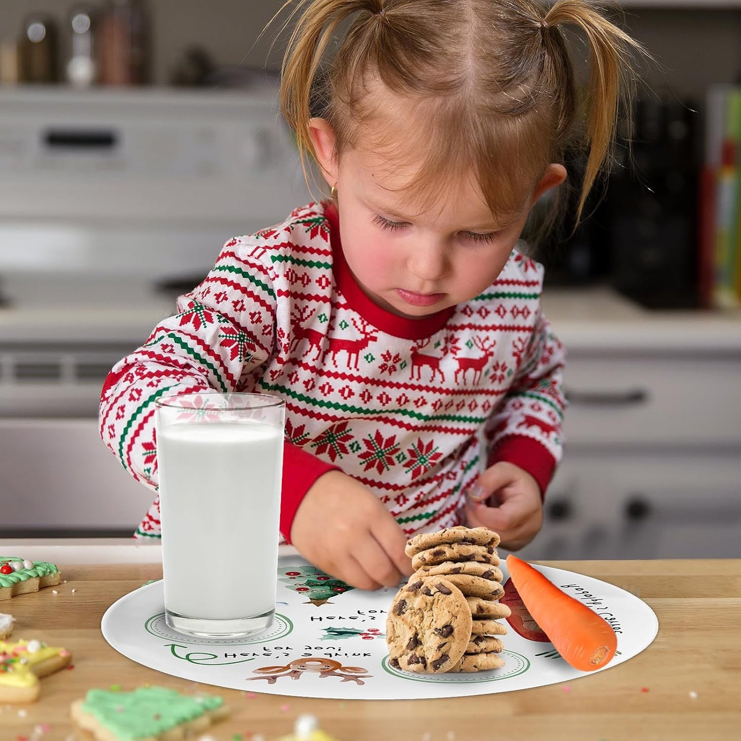 10" Santa Cookie Melamine Plate – Round Christmas Tray for Snacks, Milk, and Carrots, Cute Santa Treat Platter for Xmas Eve, Decorative Serving Board for Holiday Parties (2 Pieces)