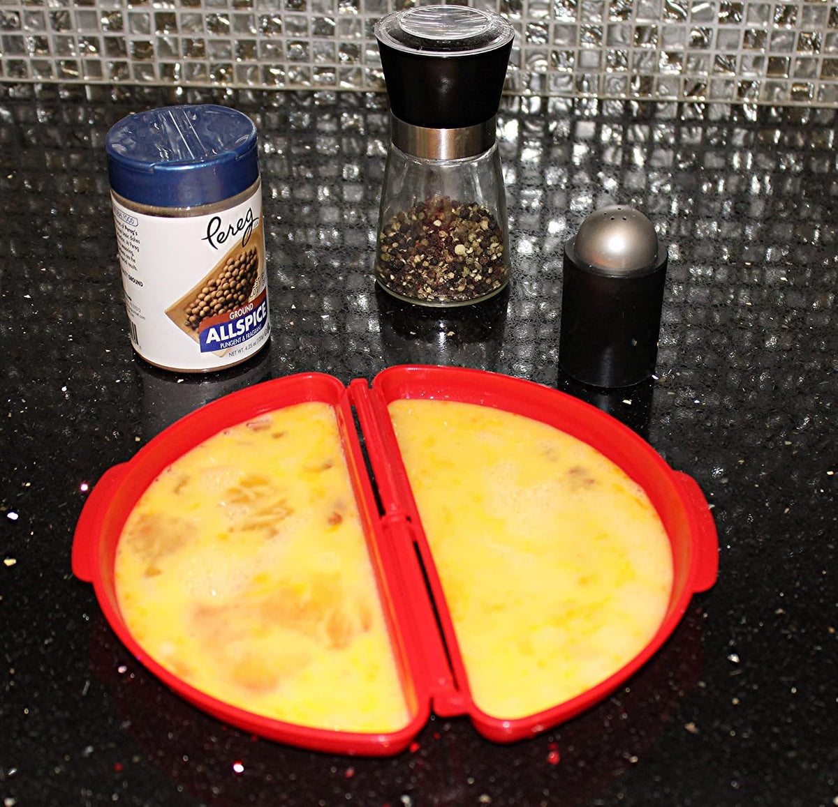 Microwave Egg Cooker 2-Egg Poacher Omelet and Scrambled Egg Maker