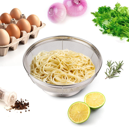 3 Pack Strainers for Kitchen, 18/8 Stainless Steel Colander, Fine Mesh Strainer for Pasta, Rice and Fruit, Sieve for Strain, Drain, Rinse or Steam (5-Quart, 4-Quart and 3-Quart)