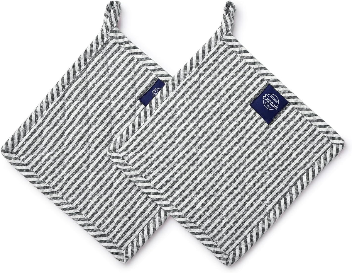 Encasa XO Pot Holders, Quilted Kitchen Hot Pads 8"x8" Black