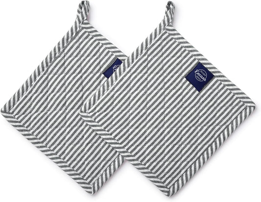 Encasa XO Pot Holders, Quilted Kitchen Hot Pads 8"x8" Black