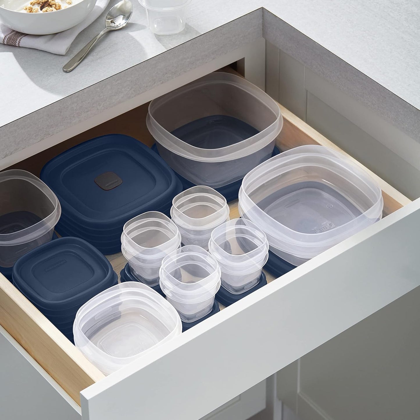 Rubbermaid EasyFindLids Meal Prep Containers 5.1 Cup Red