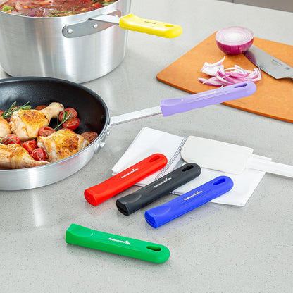 Restaurantware Silicone Pan Handle Cover Set 1-Count Heat-Resistant Removable Pan Handle Grips, Ergonomic Non-Slip Green Handle Protectors for Fry Pans and Sauce Pans