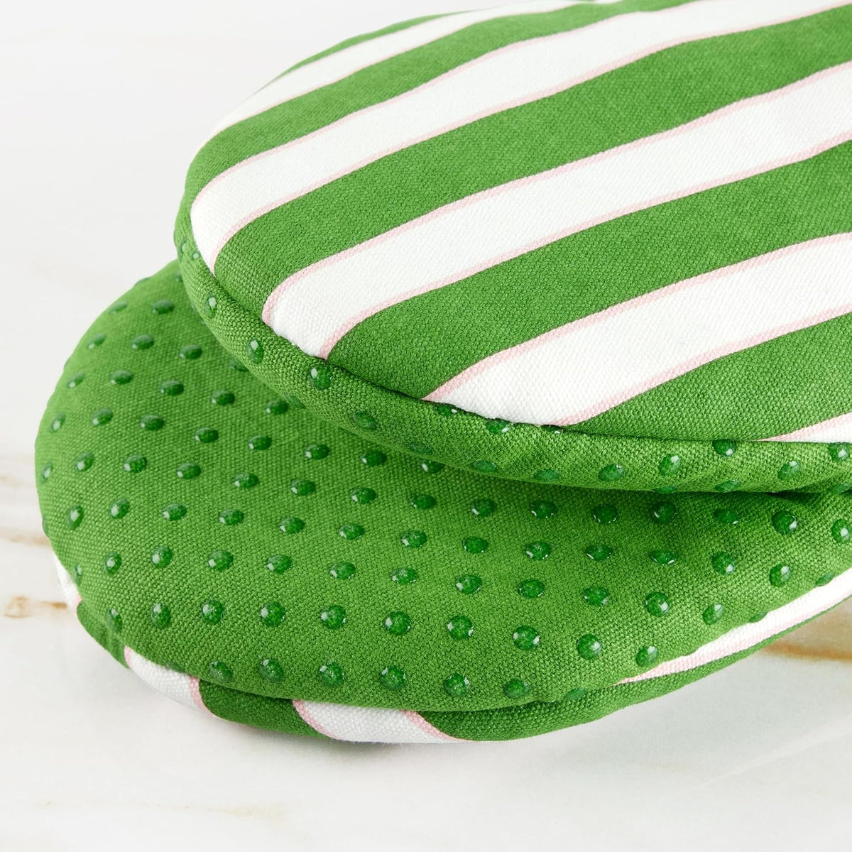 kate spade new york Botanical Stripe Mini Oven Mitt 2-Pack Set, 5.5" x 8", Black/Beige