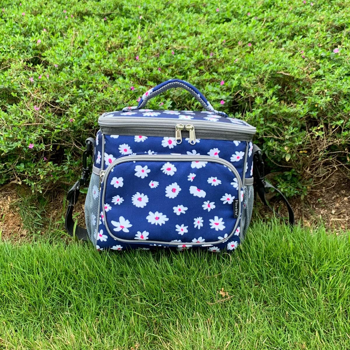 FlowFly Insulated Reusable Lunch Bag Adult Large Lunch Box for Women and Men with Adjustable Shoulder Strap,Front Zipper Pocket and Dual Large Mesh Side Pockets,Cherry - Colors B