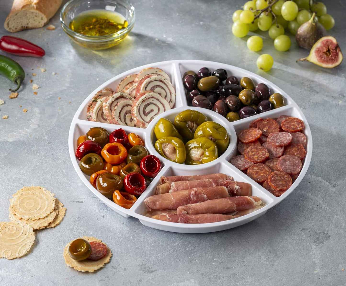 Plasticpro 6 Sectional Round Plastic Serving Tray/Platter (4, Clear)